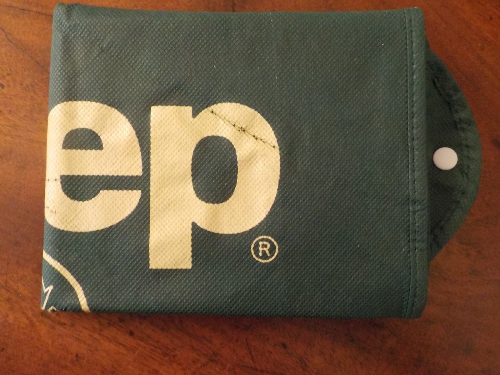 Genuine Jeep 16 X 15 X 4 inch Collapsable Reusable Tote Bags, folds up and snaps