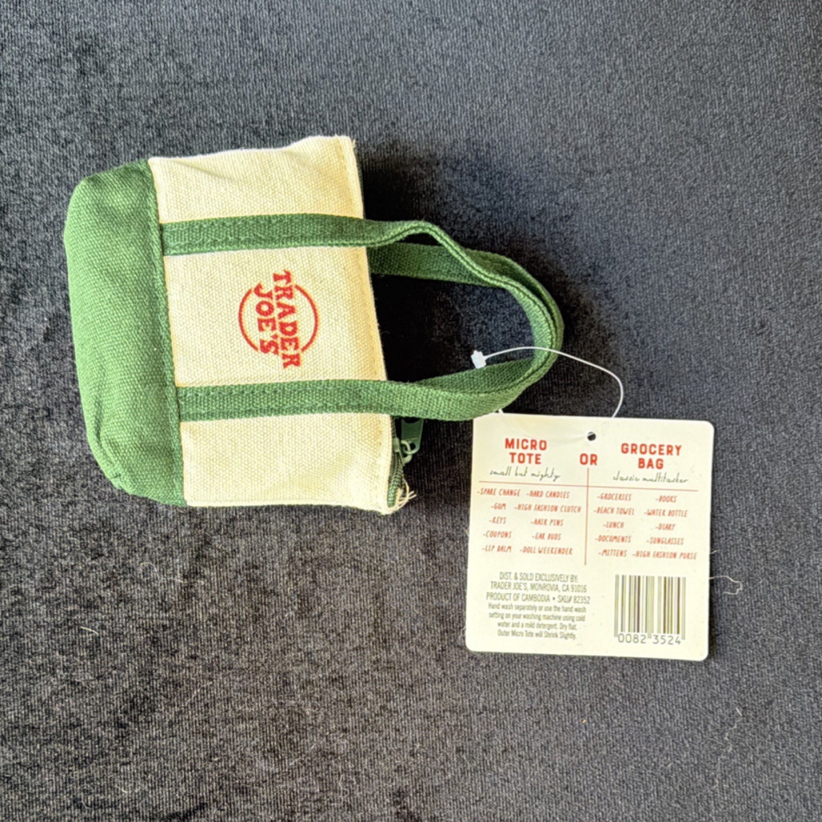 Trader Joe’s Canvas Colorblock Small Tote Bag Green Beige Zipper