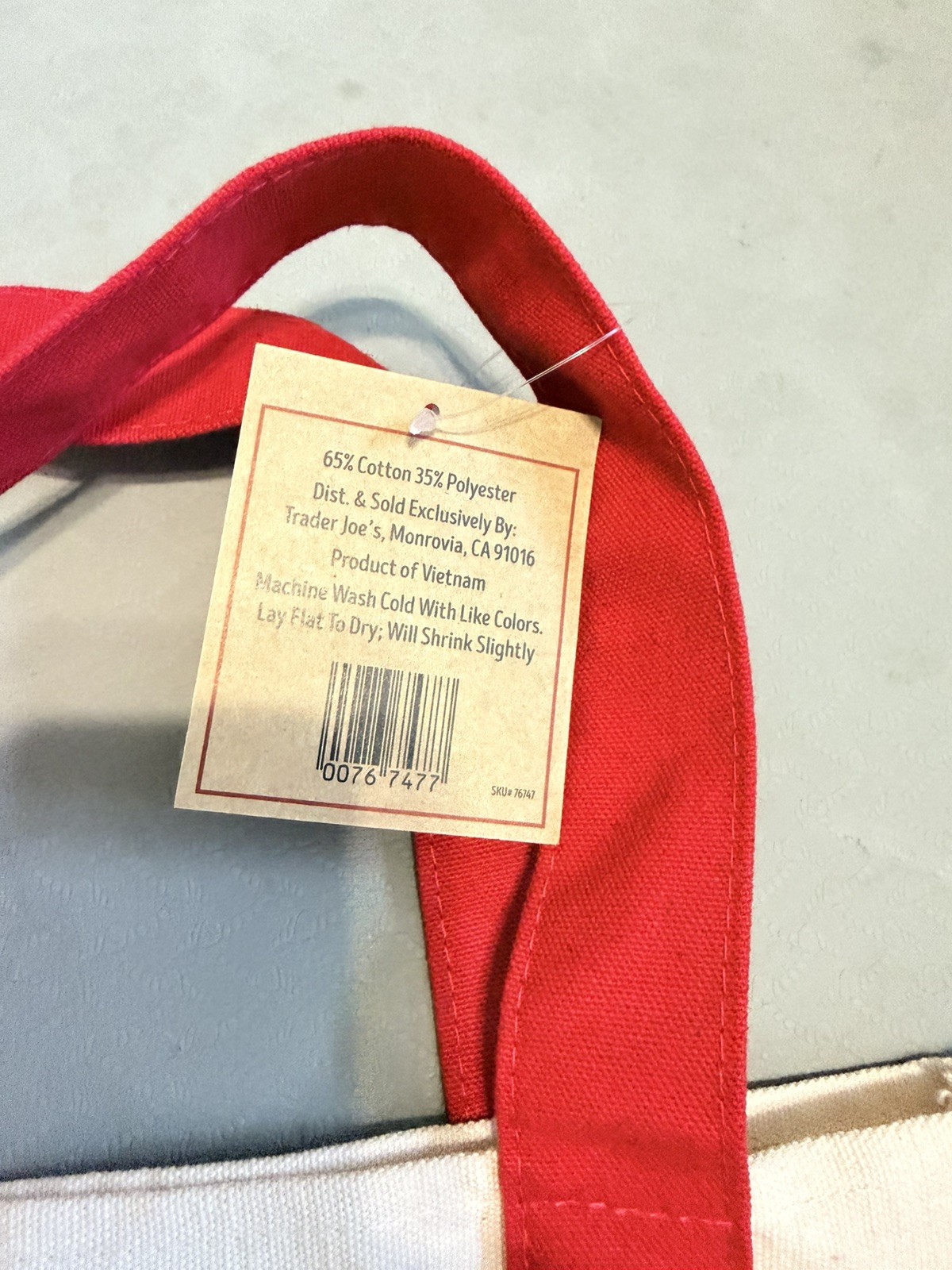 Trader Joe’s – Mini Canvas Tote Bag – Red – Holiday 2025 -Limited Edition Rare