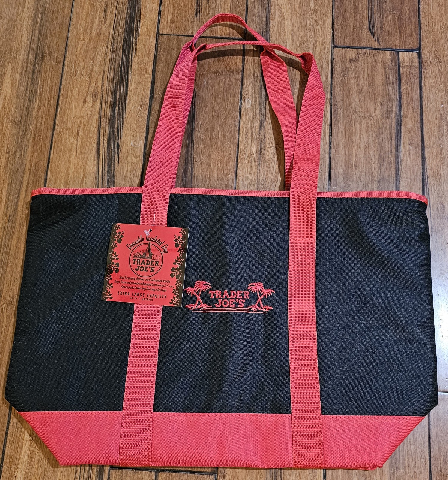 Brand New Trader Joes Black Red Extra Large Reusable Insulated Bag Lot Of 2
