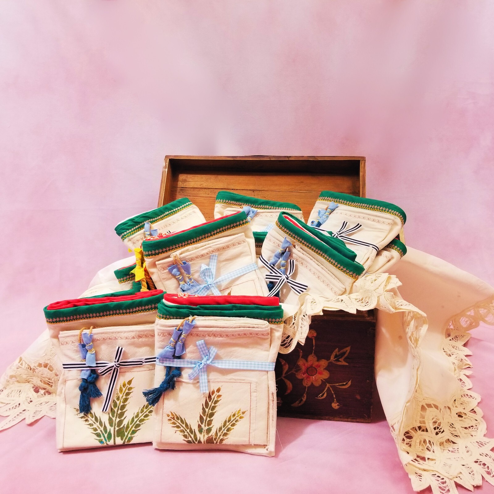 Reusable Vintage designed Rustic Farmhouse Produce/ Bread Bag Bundle 