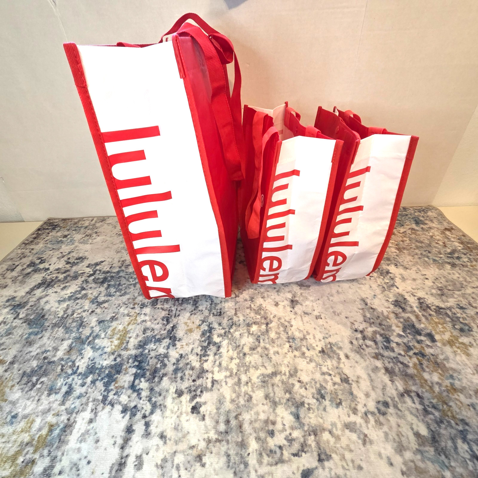 Lululemon Reusable Shopping Bags. 1 Large. 2 Small. Set Of 3. Red/White