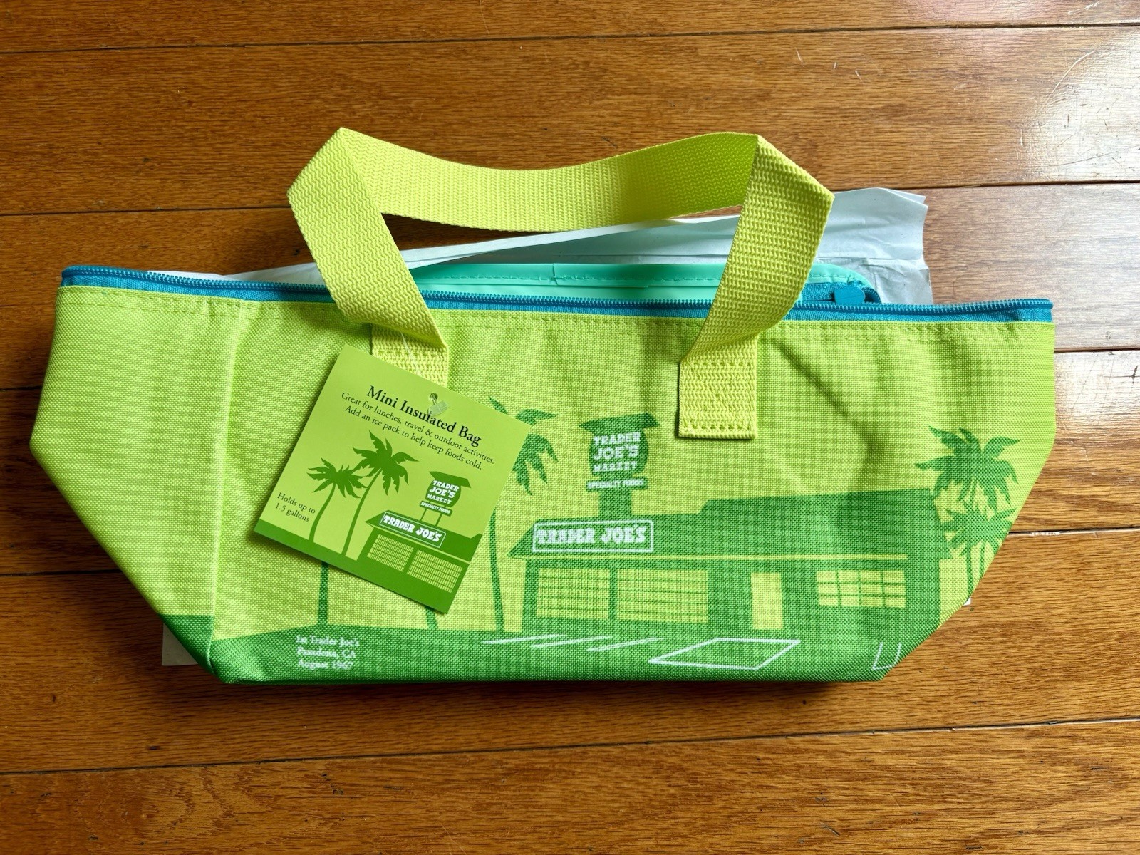 Pick Your Color! (1) Trader Joe’s 2026 Mini Insulated Tote Bag 🌴 SHIPS ASAP!