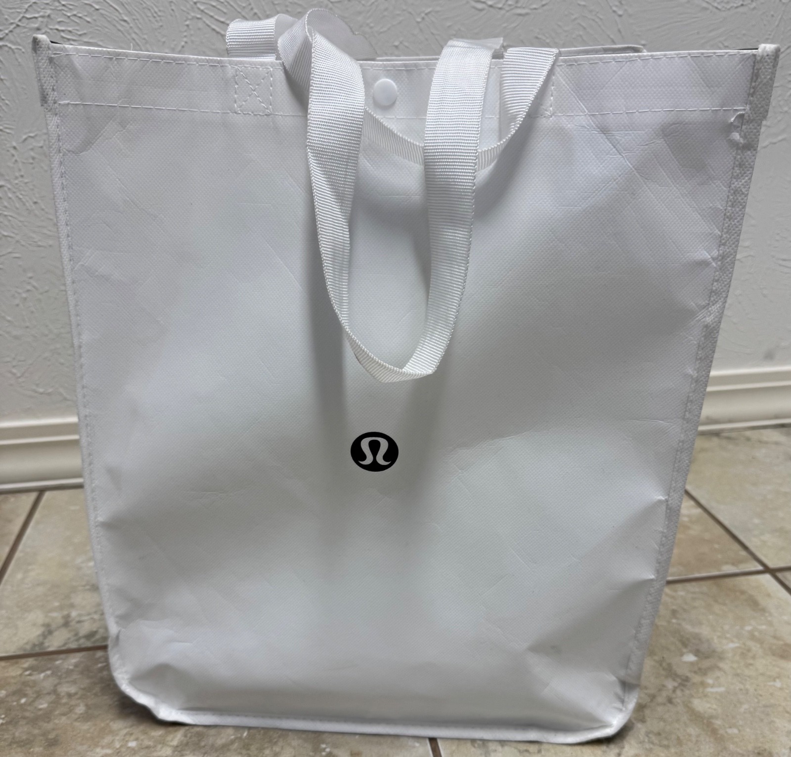 Lululemon Reusable Shopping Button Tote Bag Medium White Black