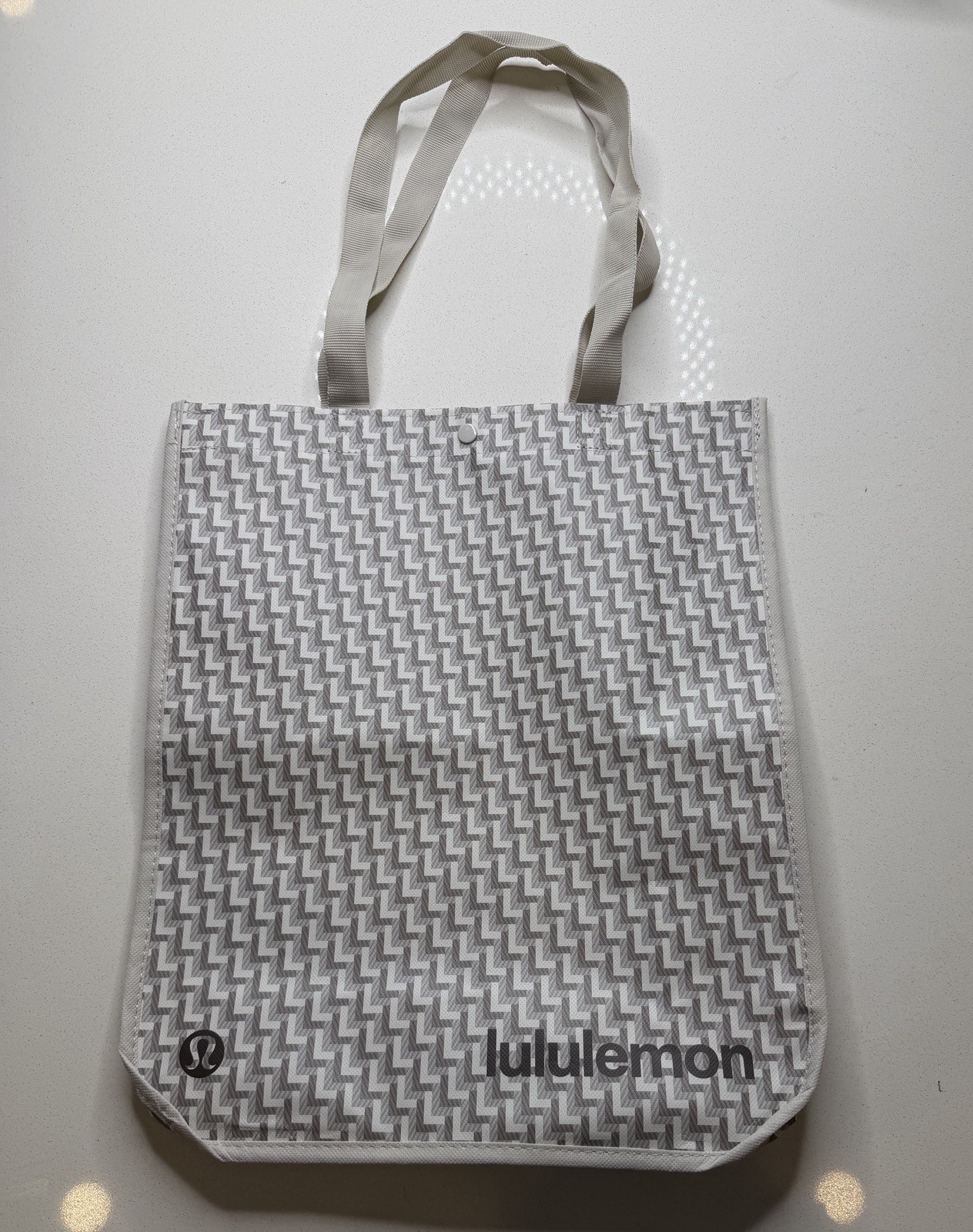 Lululemon Large Holiday 2025 Logo Light Reusable Shopping Bag New