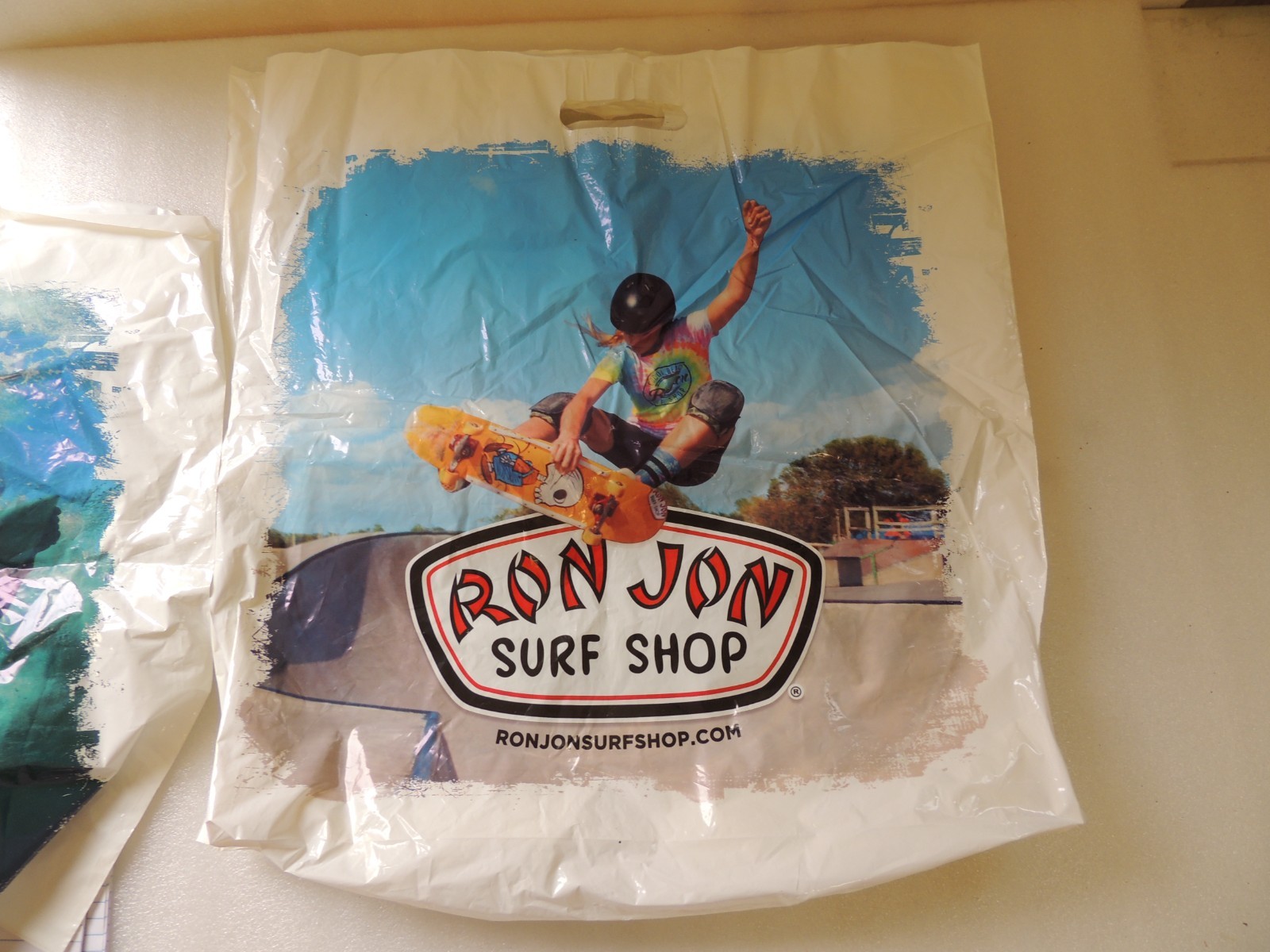 lot of 4 reusable plastic Ron Jon Surf Shop shopping bags see photos