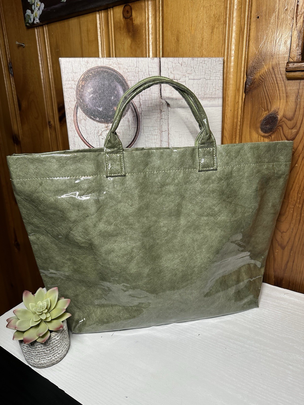 Green Large Foldable Tote Bag Synthetic with Zippered Pocket and Handles