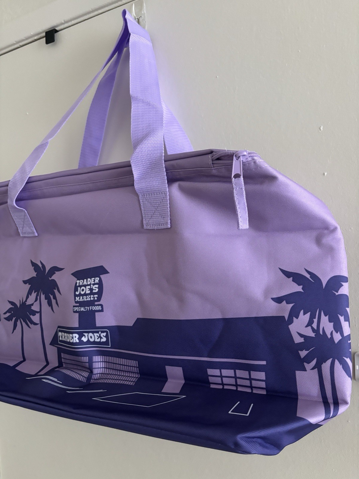 Trader Joe’s 8 Gallons Reusable Bag Cooler Large Insulated Tote Lavender Purple