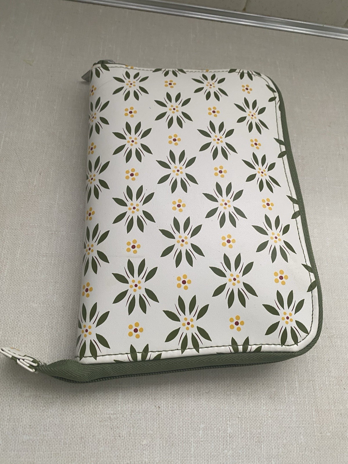 Temptations Insulated Tote Cooler Bag Reusable Floral Pint Packable