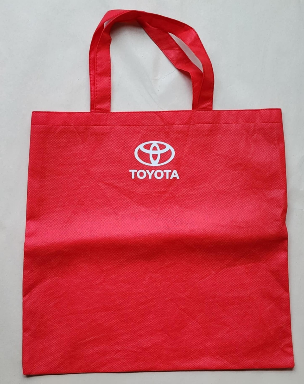 TOYOTA Shopping Tote/ Bag Red Reusable ECO Friendly 15.5″ x 15.75″