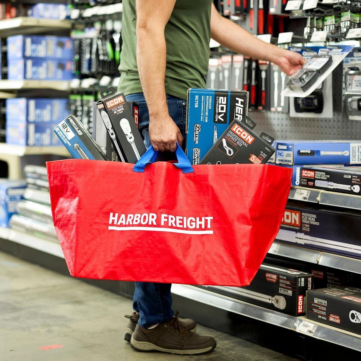 new 4 pcs Harbor Freight Bag LARGE, Red 21 ¾x14 ½x13 ¾ “/19 gallon, 55 lb