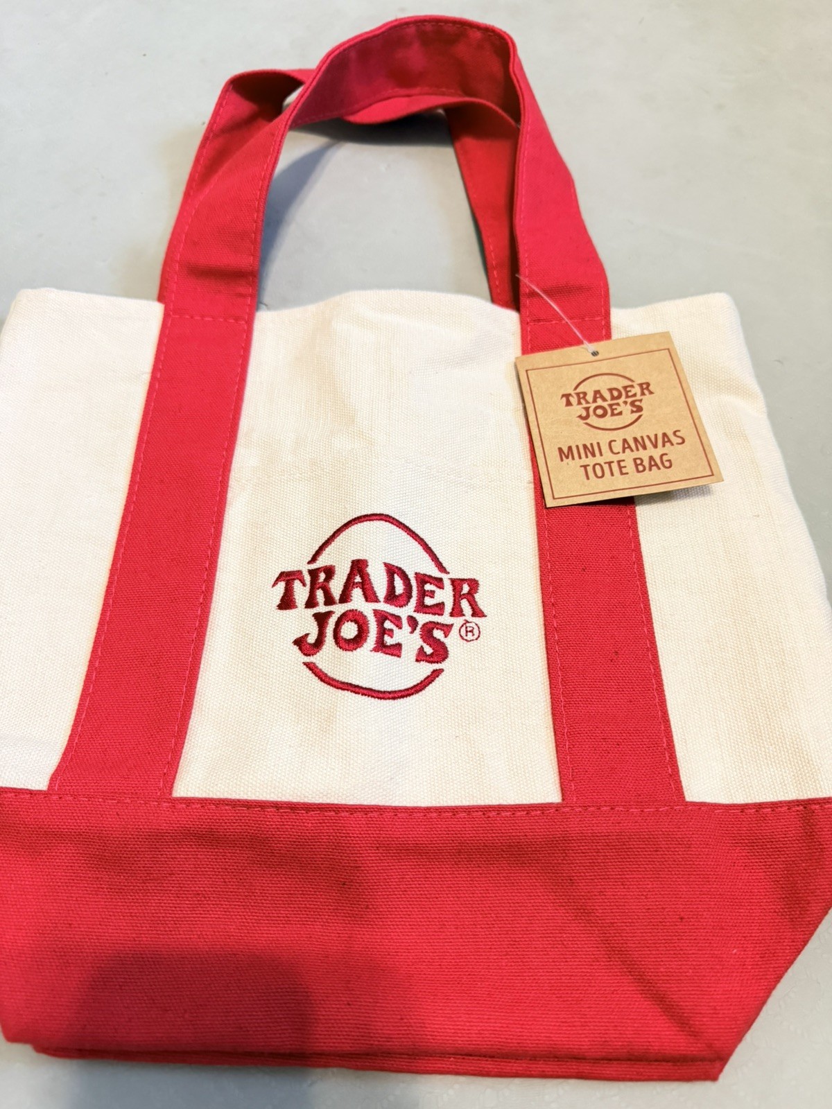 Trader Joe’s – Mini Canvas Tote Bag – Red – Holiday 2025 -Limited Edition Rare
