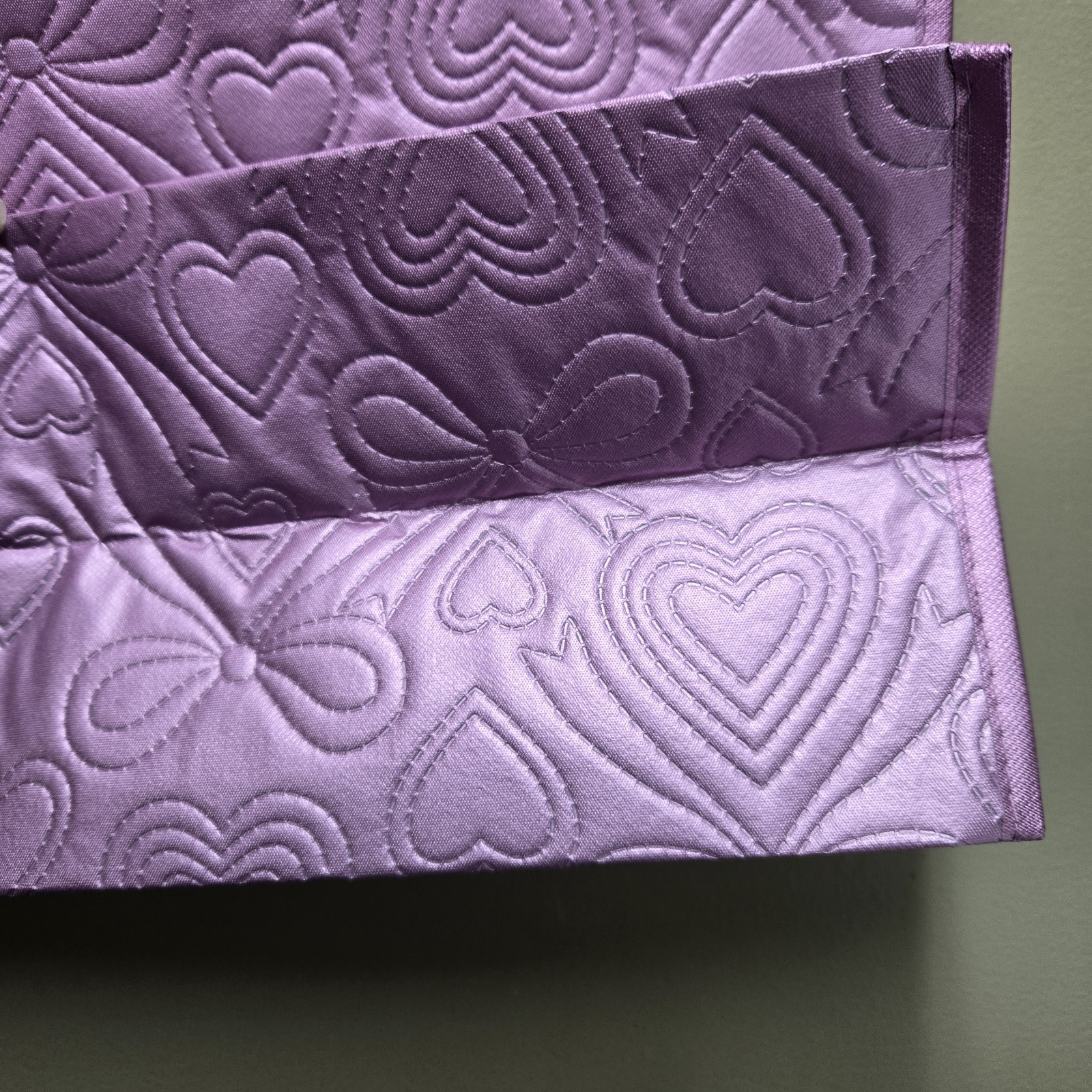 TJ MAXX Beautiful Lilac Quilted Bows Heart Large Reusable Shopping Tote Eco Bag