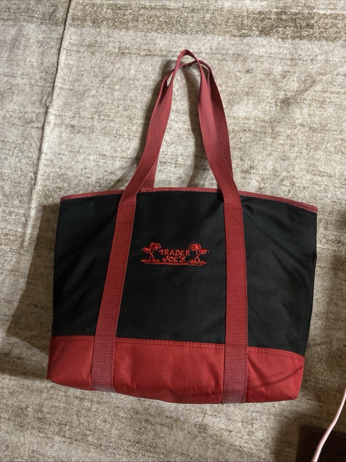 Trader Joe’s Black/Red Reusable Insulated Grocery Bag Extra Large 7 Gallons
