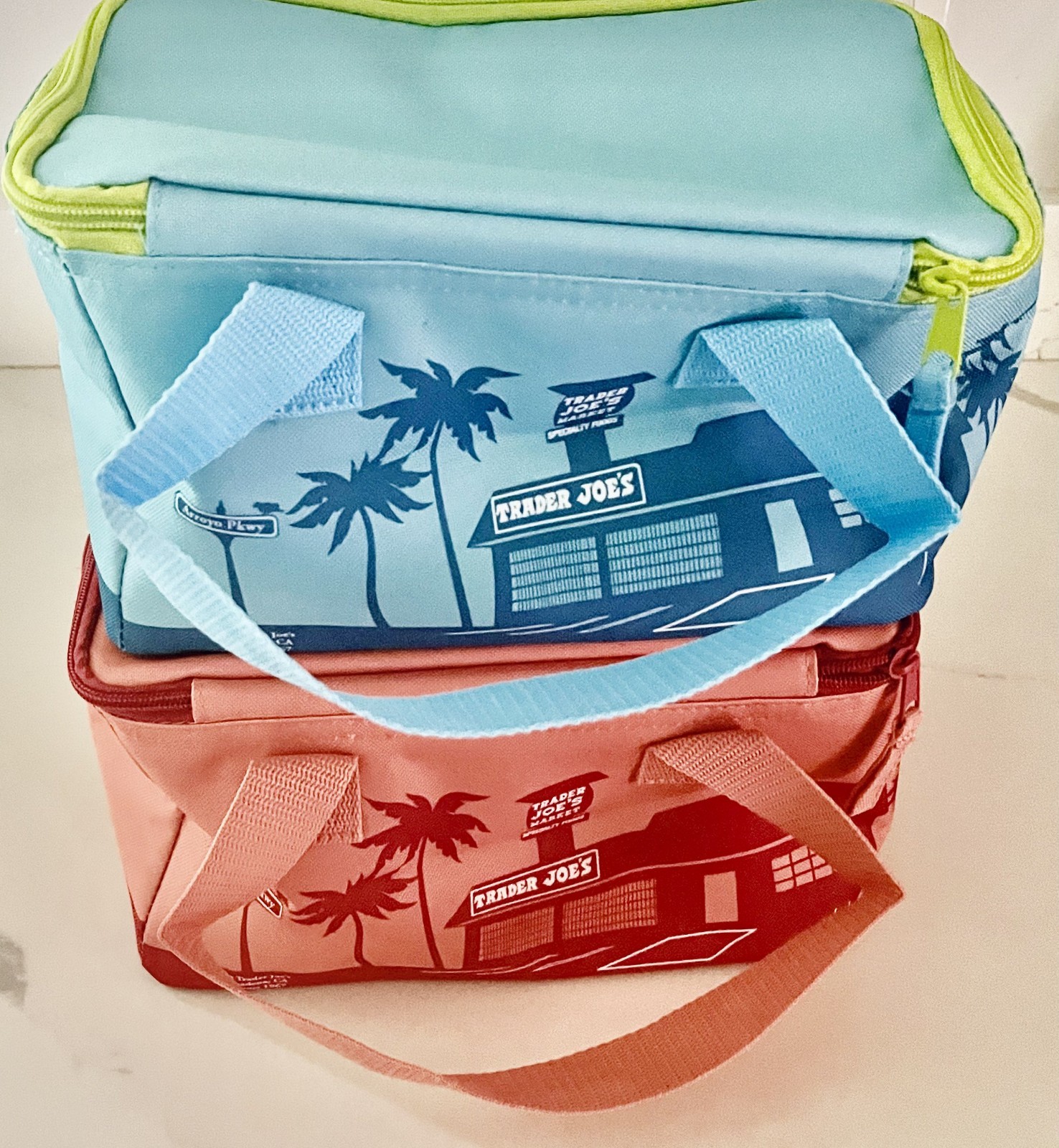 Trader Joe’s Mini Insulated Bags (Set of Two) – Teal and Peach (1.5 Gallons) NWT