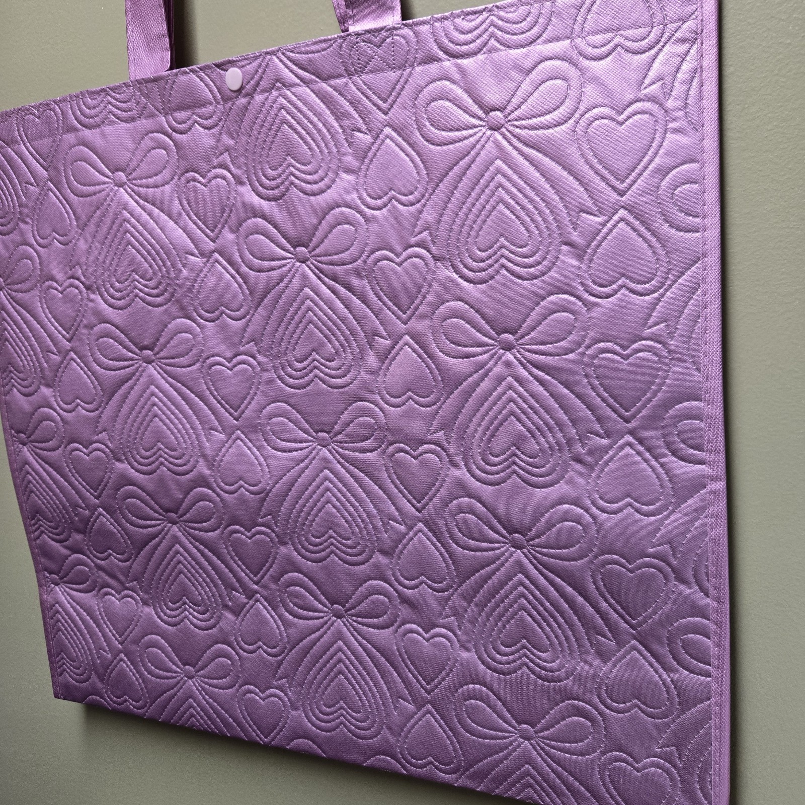TJ MAXX Beautiful Lilac Quilted Bows Heart Large Reusable Shopping Tote Eco Bag