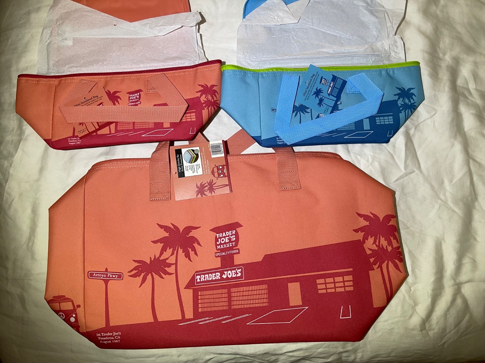 NWT TRADER JOE’S SUMMER 2025 MINI AND LARGE 8 GALLON COOLER BAG SET