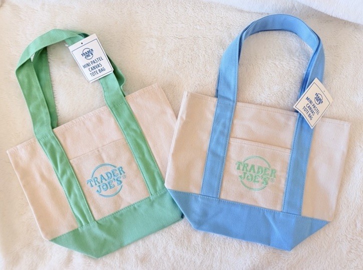 Set of 2 – Trader Joe’s Mini Pastel Canvas Tote Bag- Blue and Green – Viral