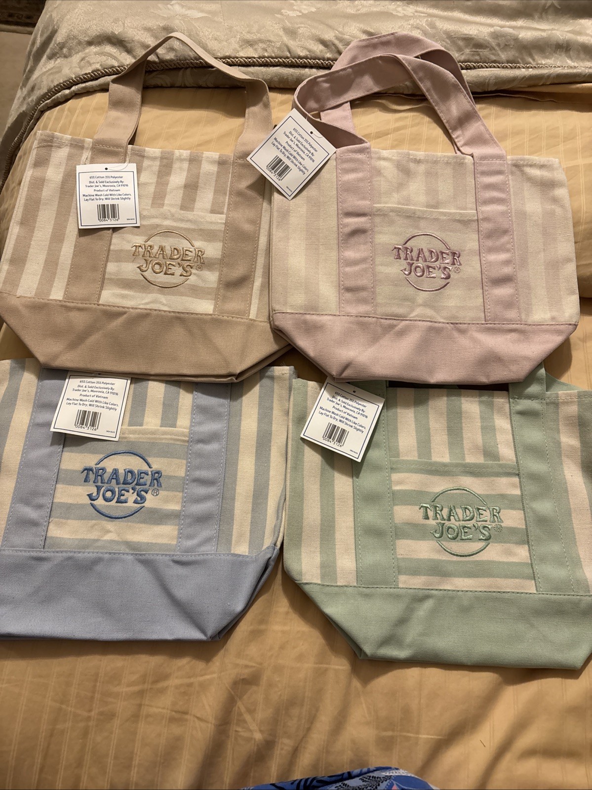 Trader Joe’s Mini Pastel Striped Canvas Tote Bag 2026 Limited Edition Set Of 4