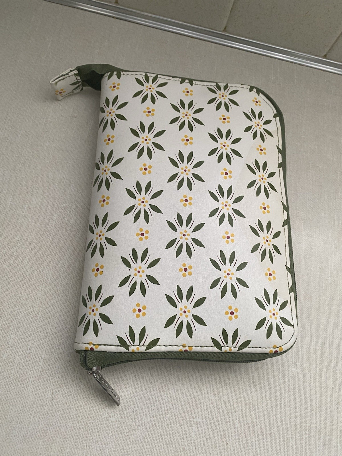 Temptations Insulated Tote Cooler Bag Reusable Floral Pint Packable