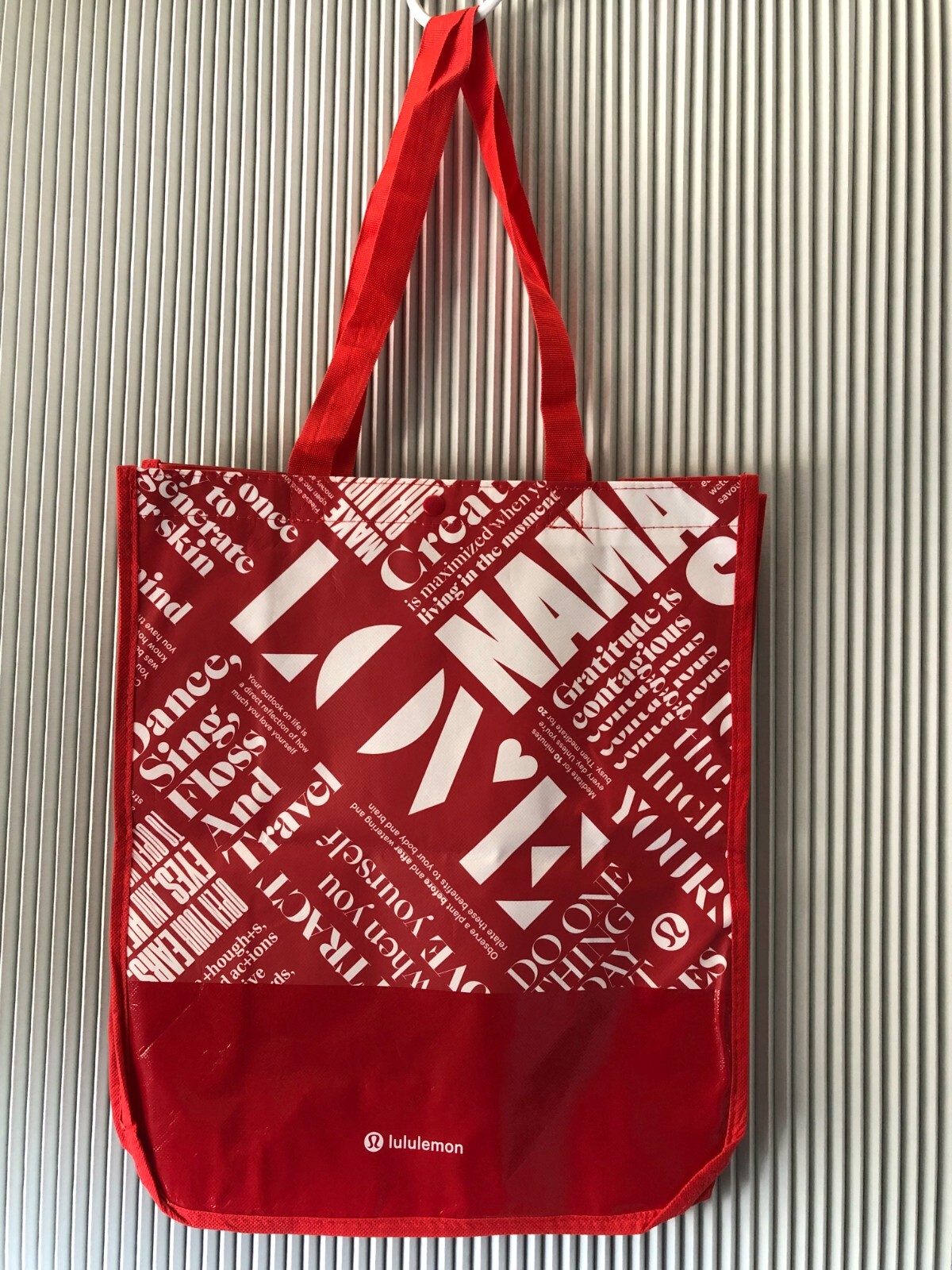 Lululemon Reusable Tote Shopping Bag Large RED Yoga Snap Closure New