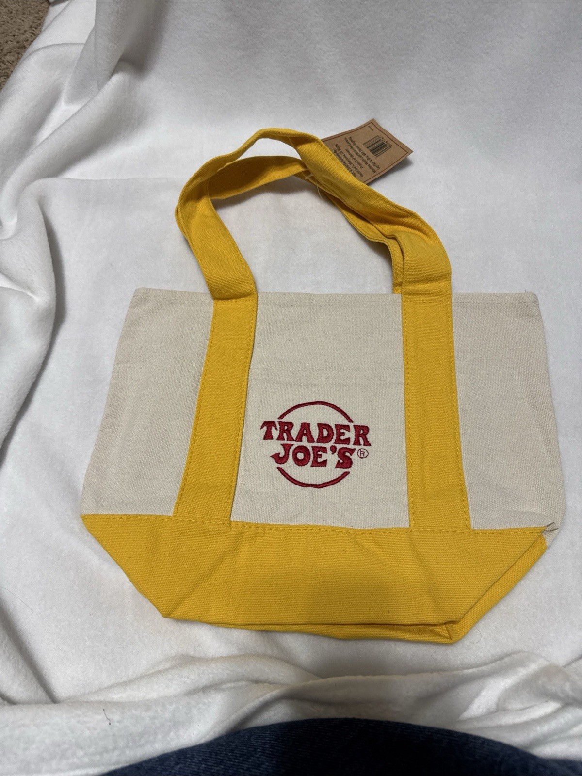 NWT Trader Joe’s Mini Canvas Tote Bag – Yellow – Holiday 2025 – Limited Edition
