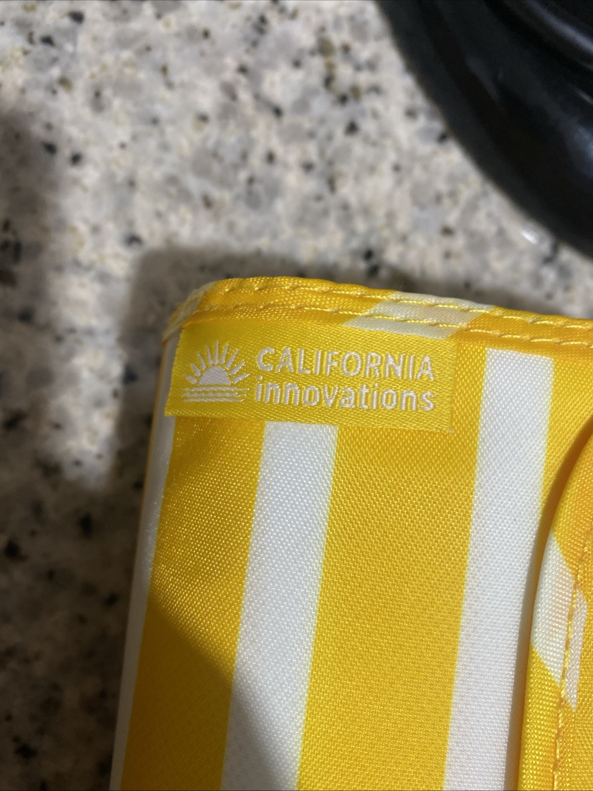 California Innovations Insulated Market Tote In Yellow White New Box