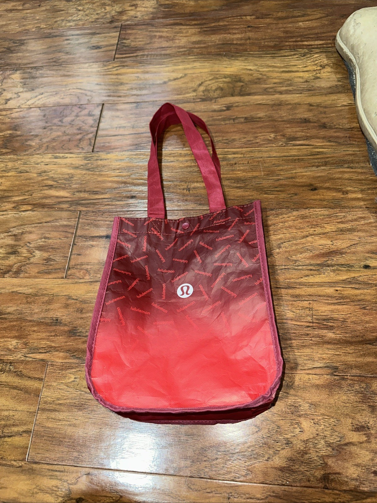 Lululemon Holiday Reusable Tote Shopping Bag Large Red New