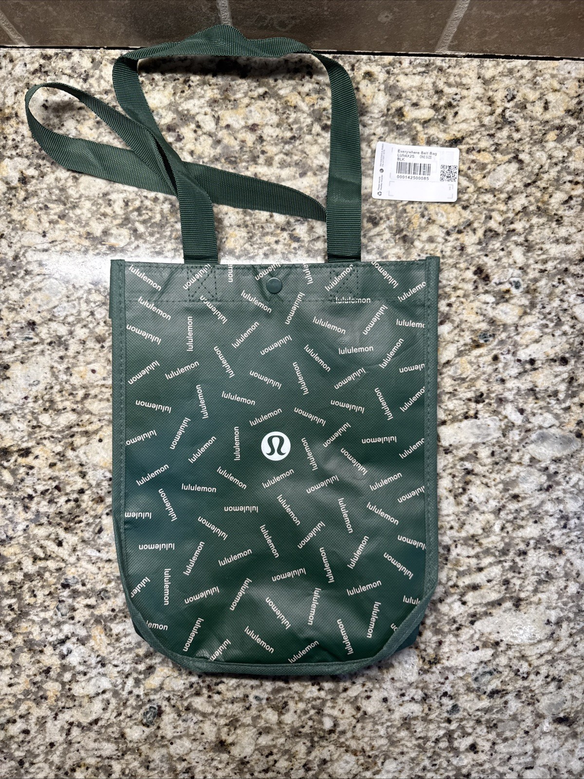 Lululemon Reusable Shopping Tote Lunch Bag Holiday 2023 Green All Over Logo
