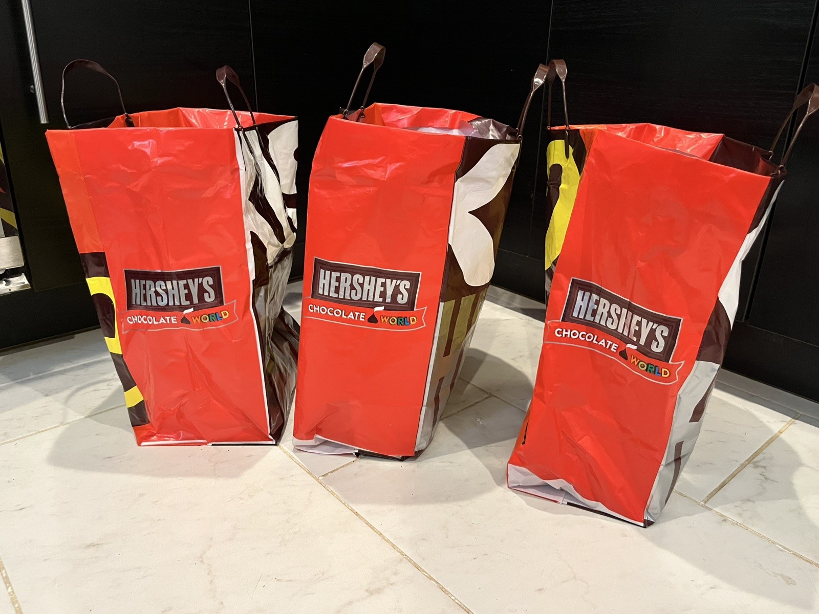 🍫🍫🍫 (3) Hershey’s Chocolate World (PA) /Reese’s Shopping Bags 16”x 13”x 7”