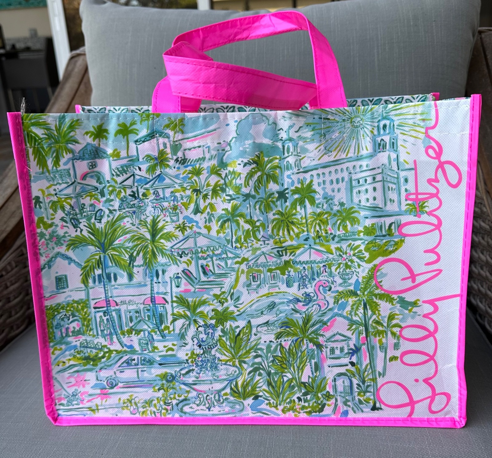Lilly Pulitzer Shopping Bag Tote Palm Tree Green & Pink Reusable 11 X 15 X 7 NEW