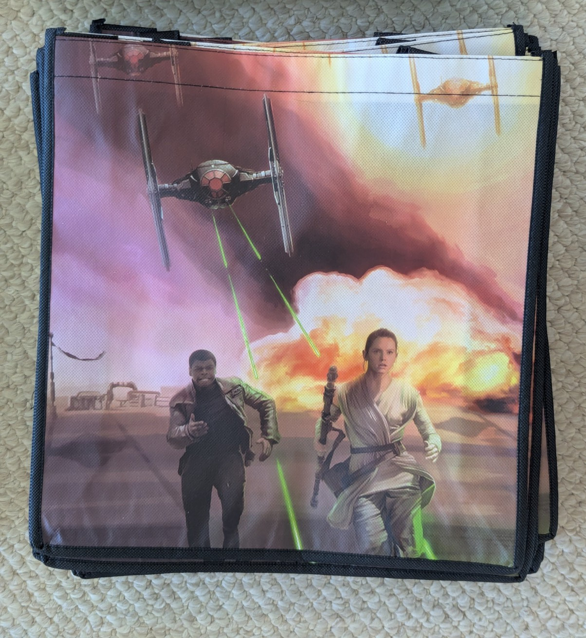 Bulk Lot of 90+ Disney Star Wars Licensed Shopping Tote Reuseable Bags;13X13″X3″