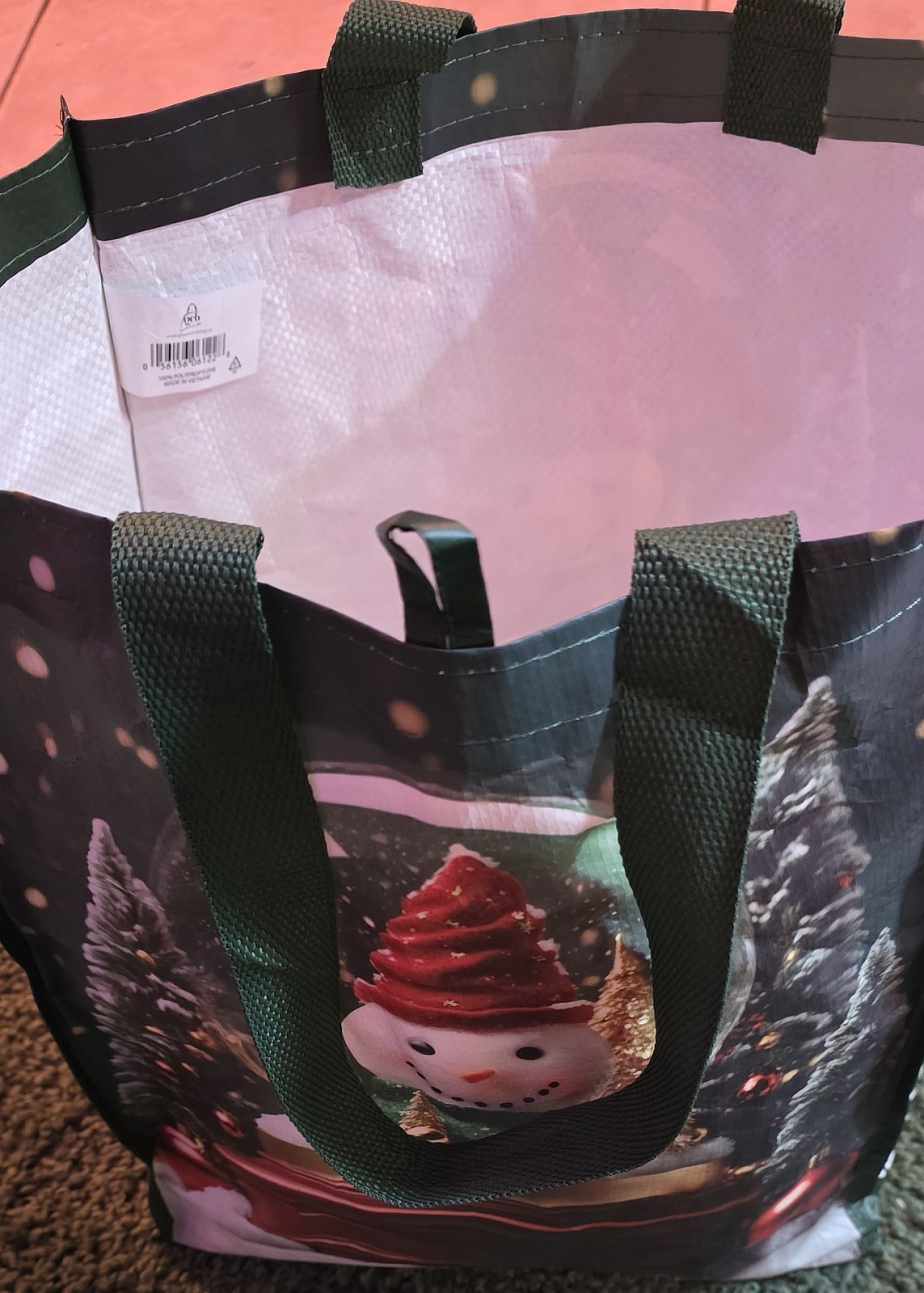 Snowman Snow Globe ShopRite Reusable Shopping Bag Pine Green Limitd Edition Xmas