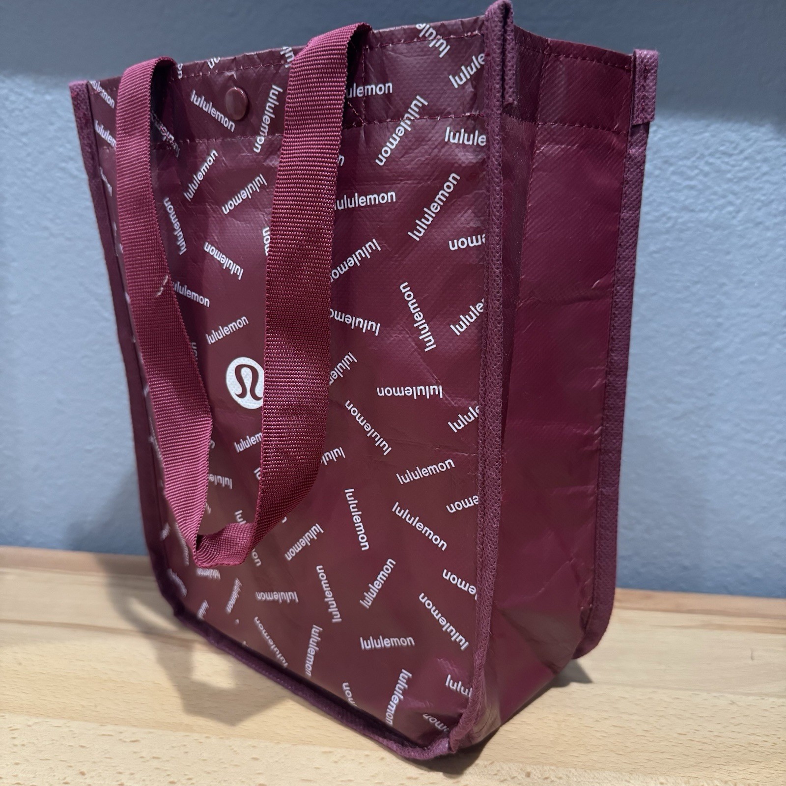 Lululemon Bag Tote Reusable – Burgundy Shopping Bag – 11”x9”x5”