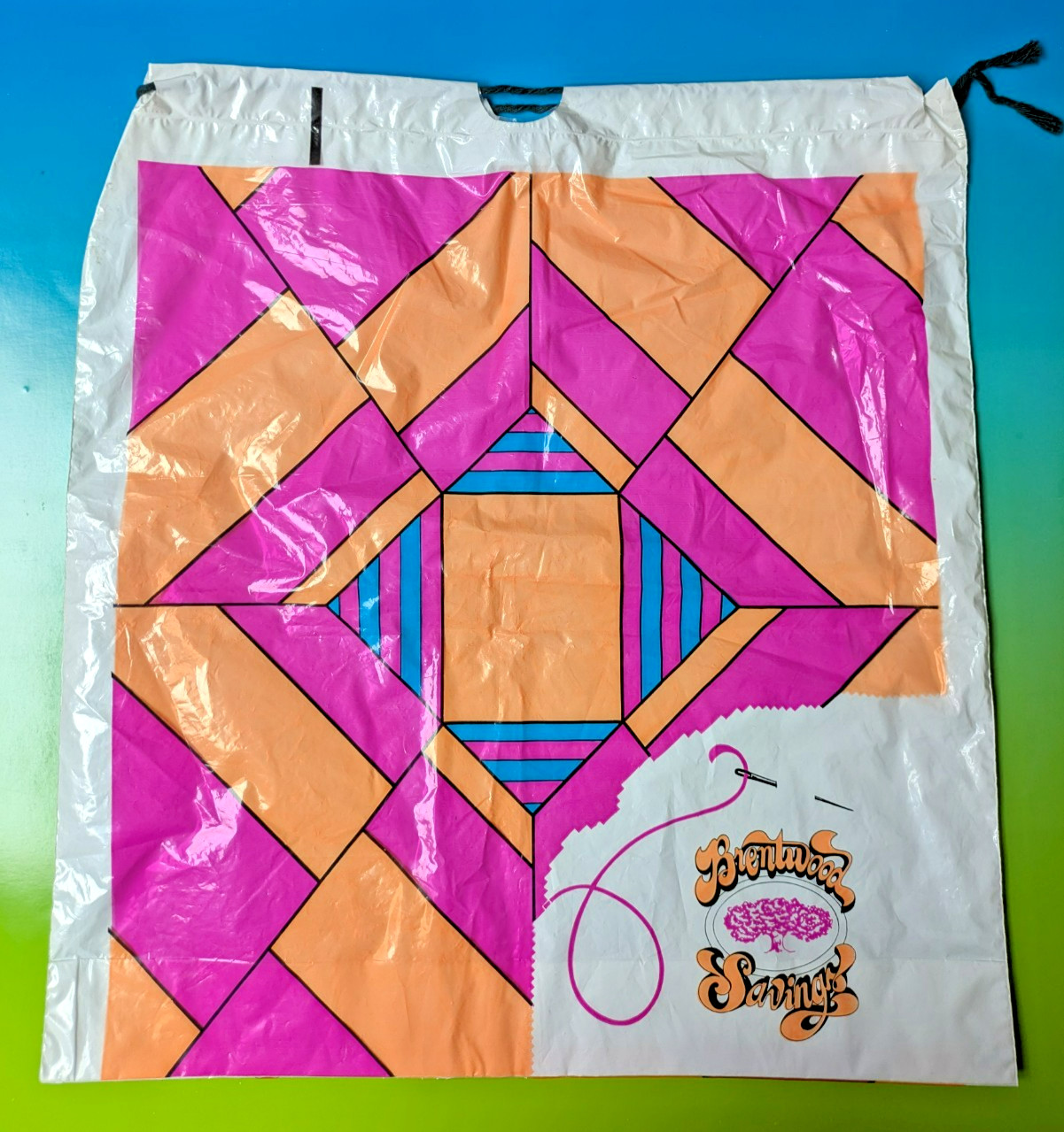 Vintage Lot 4 Brentwood Savings Plastic Retro Mod Drawstring Shopping Bag