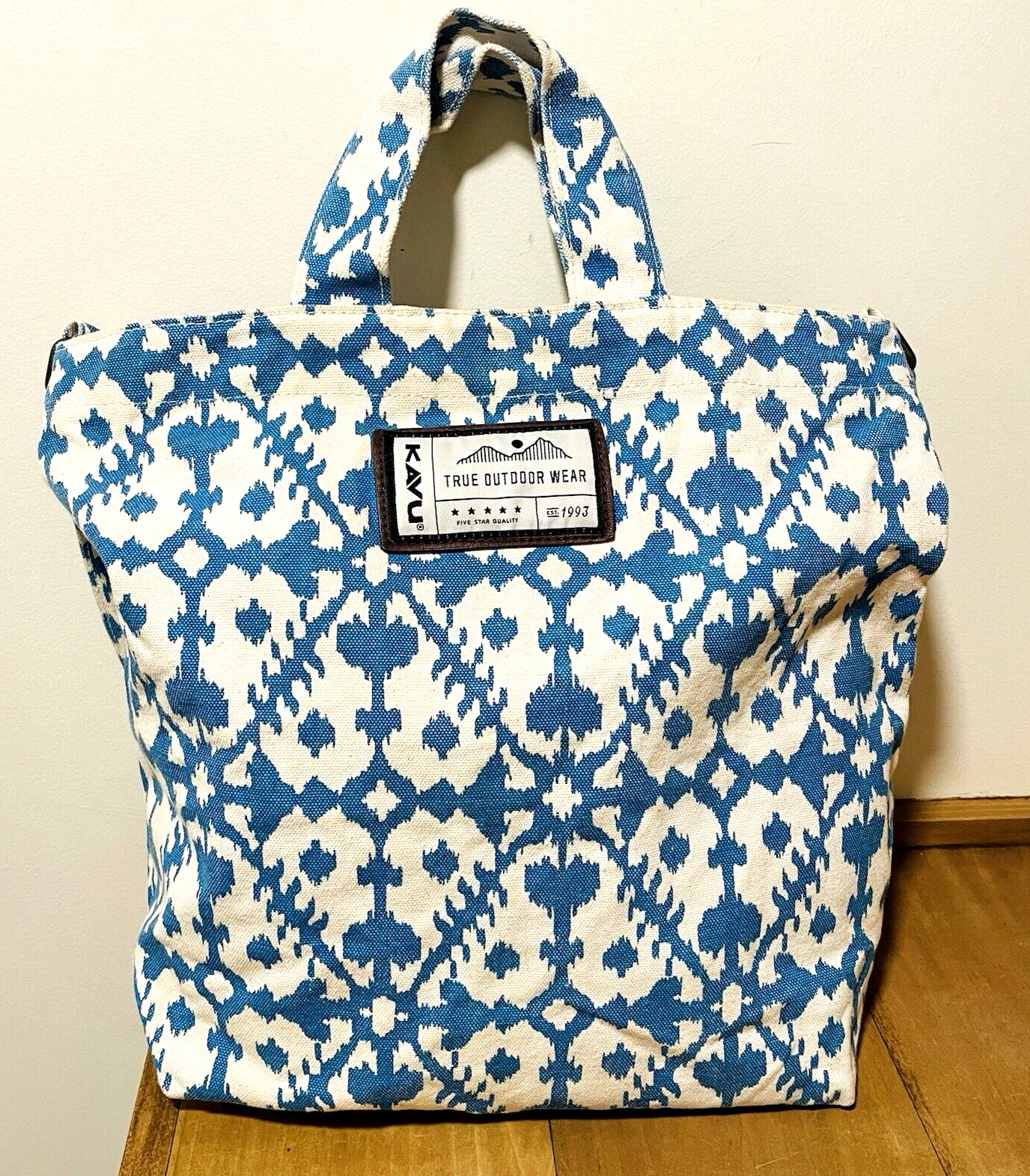 KAVU Tote Bag Canvas 100% Cotton Shopping Blue White Snap 12″ x 12″ Reusable