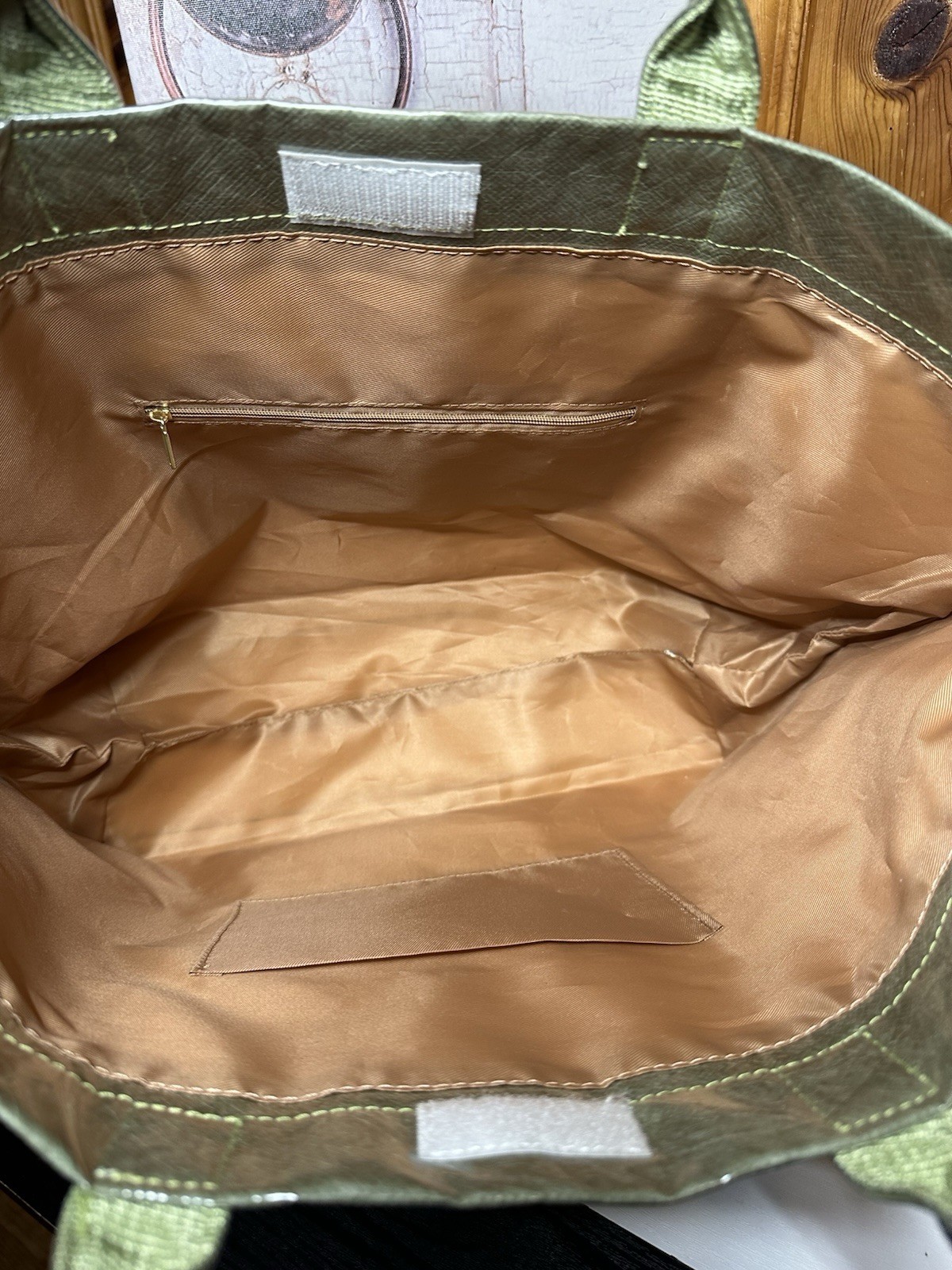 Green Large Foldable Tote Bag Synthetic with Zippered Pocket and Handles