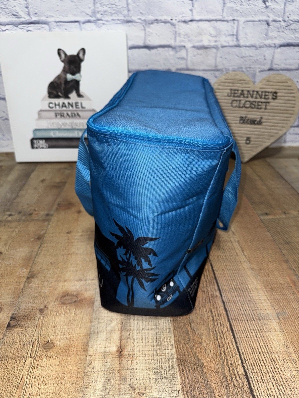 Trader Joe’s Large Insulated Cooler Tote Bag Blue Color 8 Gallon Beach Cooler