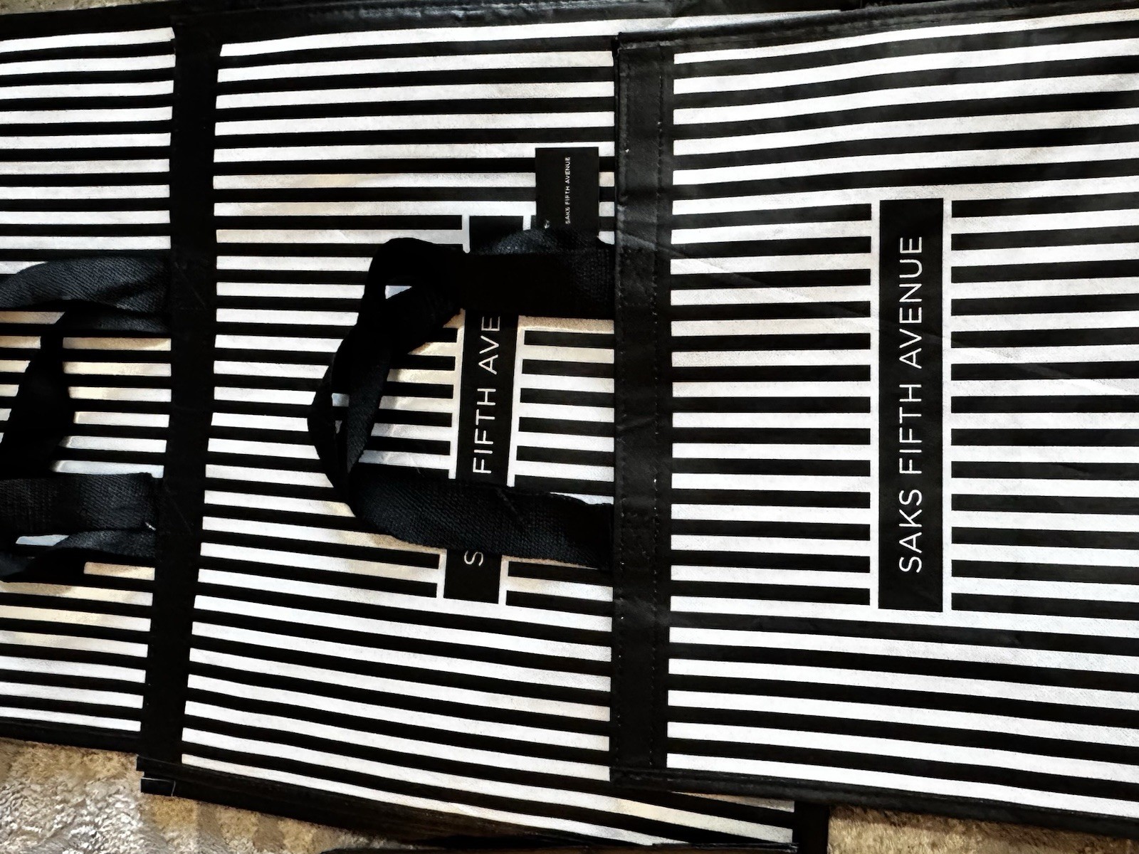 Saks Fifth Avenue Foldable Reusable Shopping Bags Black White Striped Cityscape