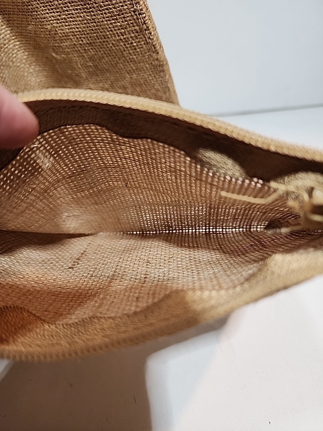 HOBO INTERNATIONAL BURLAP JUTE TOTE BAG WITH CHANGE PURSE