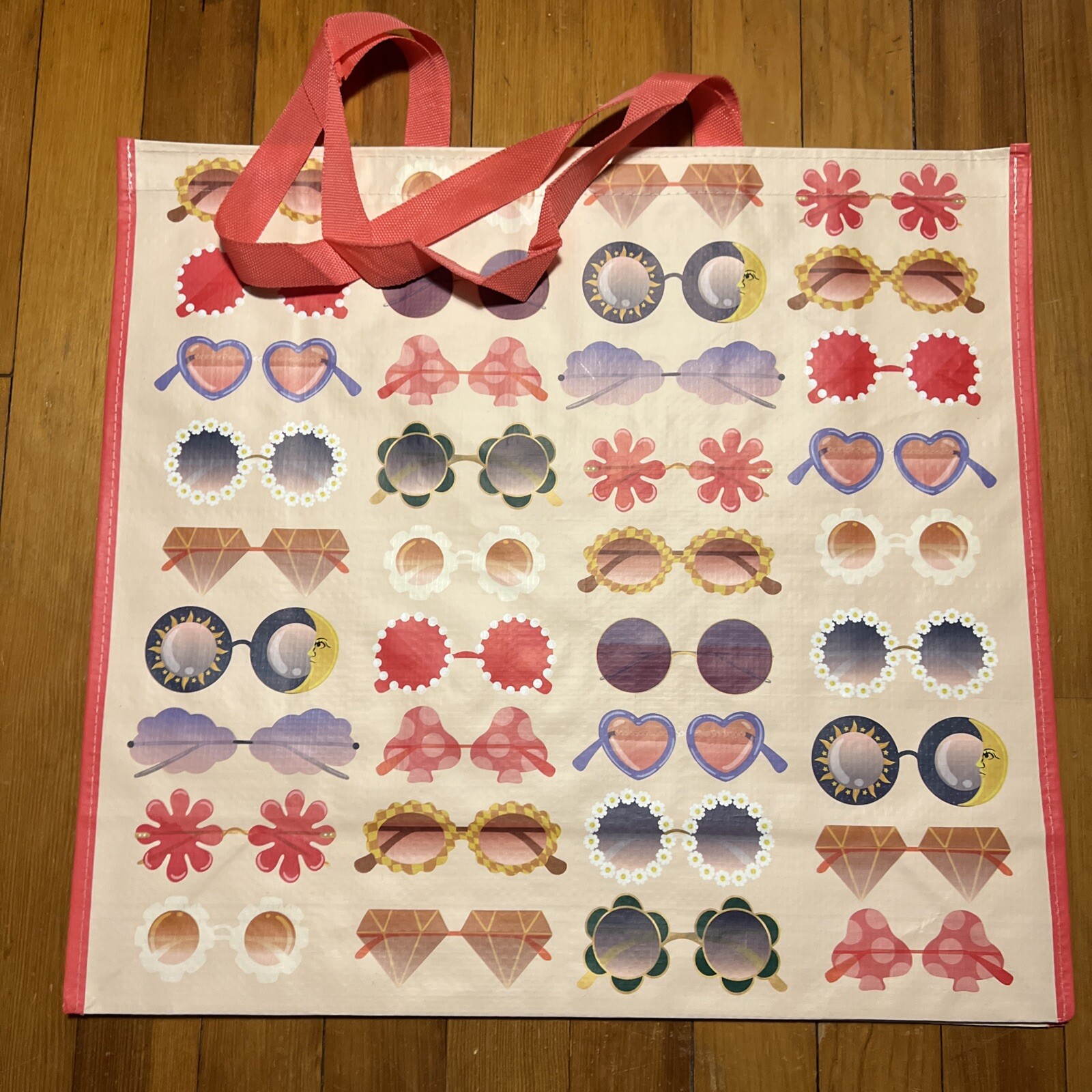 NEW TJX Large Reusable Shopping Bag – Beautiful Design! GLASSES 👓 To Cool 😎