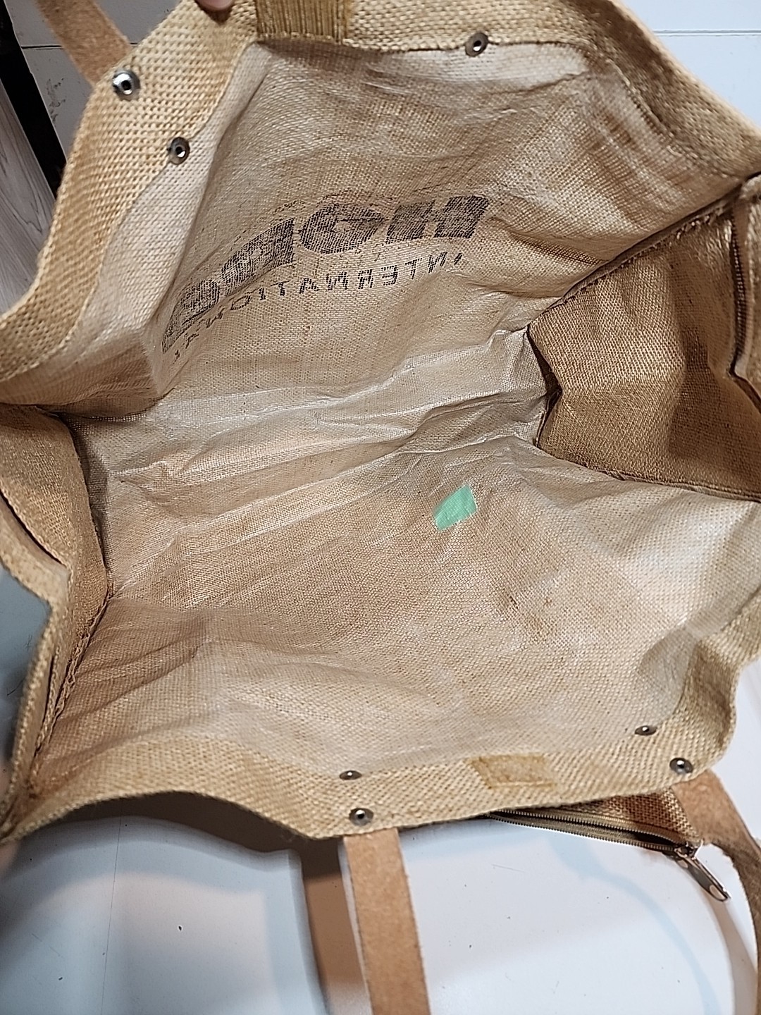 HOBO INTERNATIONAL BURLAP JUTE TOTE BAG WITH CHANGE PURSE