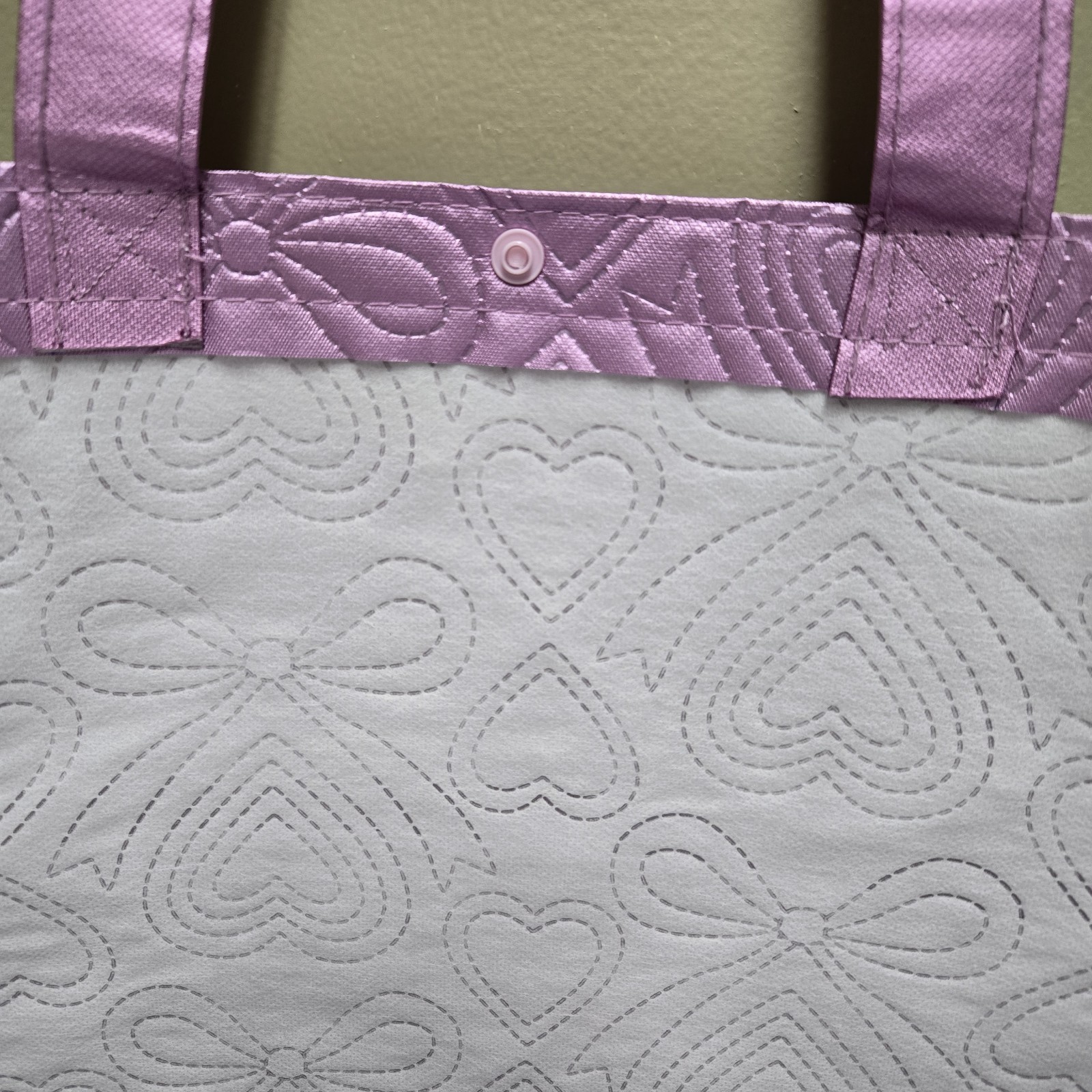TJ MAXX Beautiful Lilac Quilted Bows Heart Large Reusable Shopping Tote Eco Bag