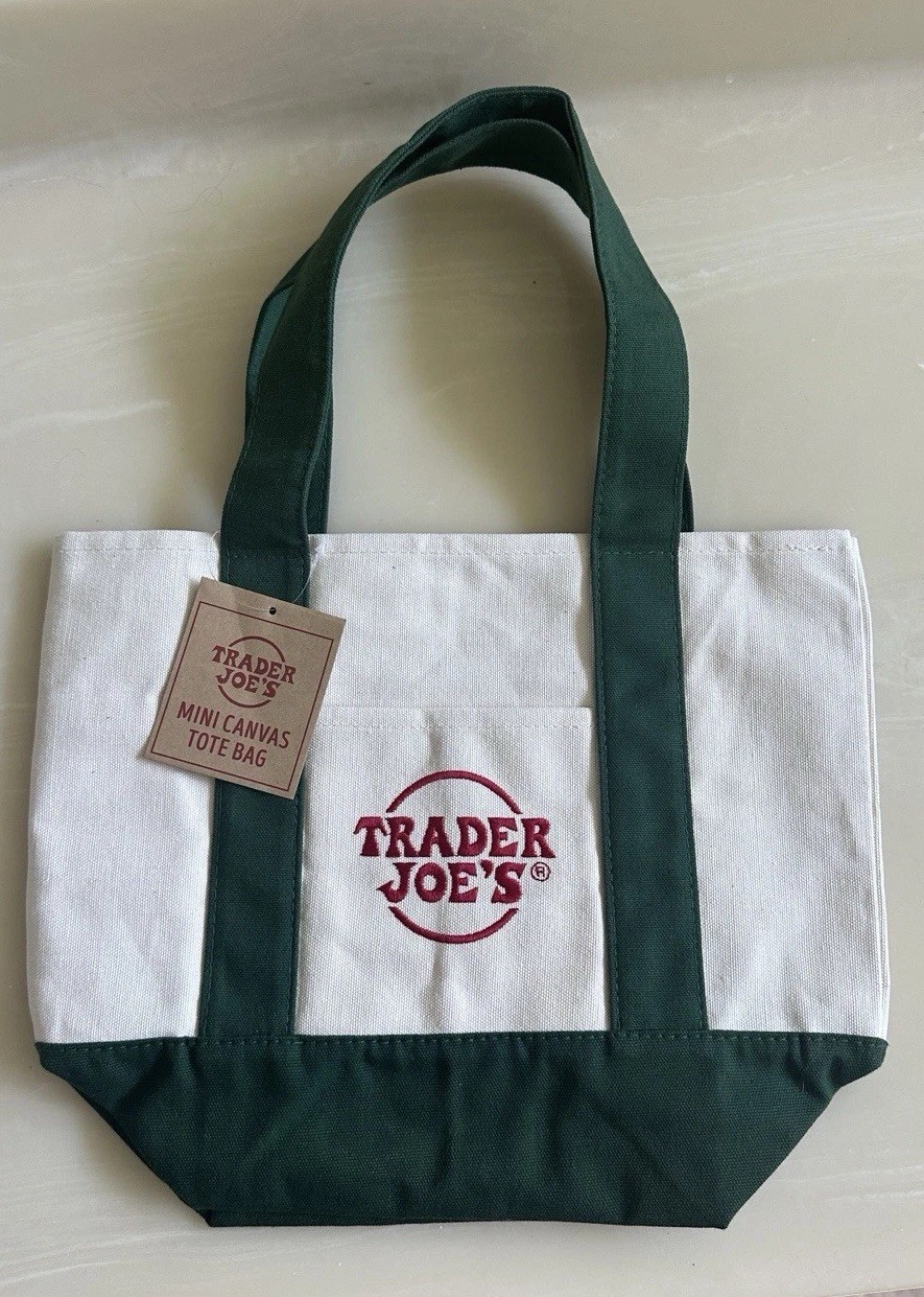 Trader Joe’s Mini Canvas Tote Bag GREEN • Grocery Shopper Bag • New With Tags