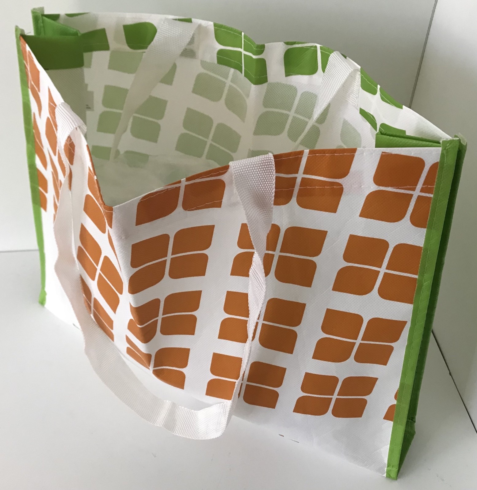 educom shopping bag 11l (40x32x9cm) | educom shopping bag 11l (15.8×12.6×3.5″)
