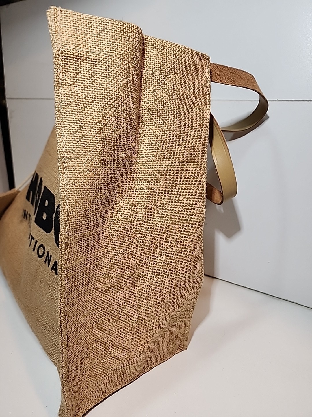 HOBO INTERNATIONAL BURLAP JUTE TOTE BAG WITH CHANGE PURSE