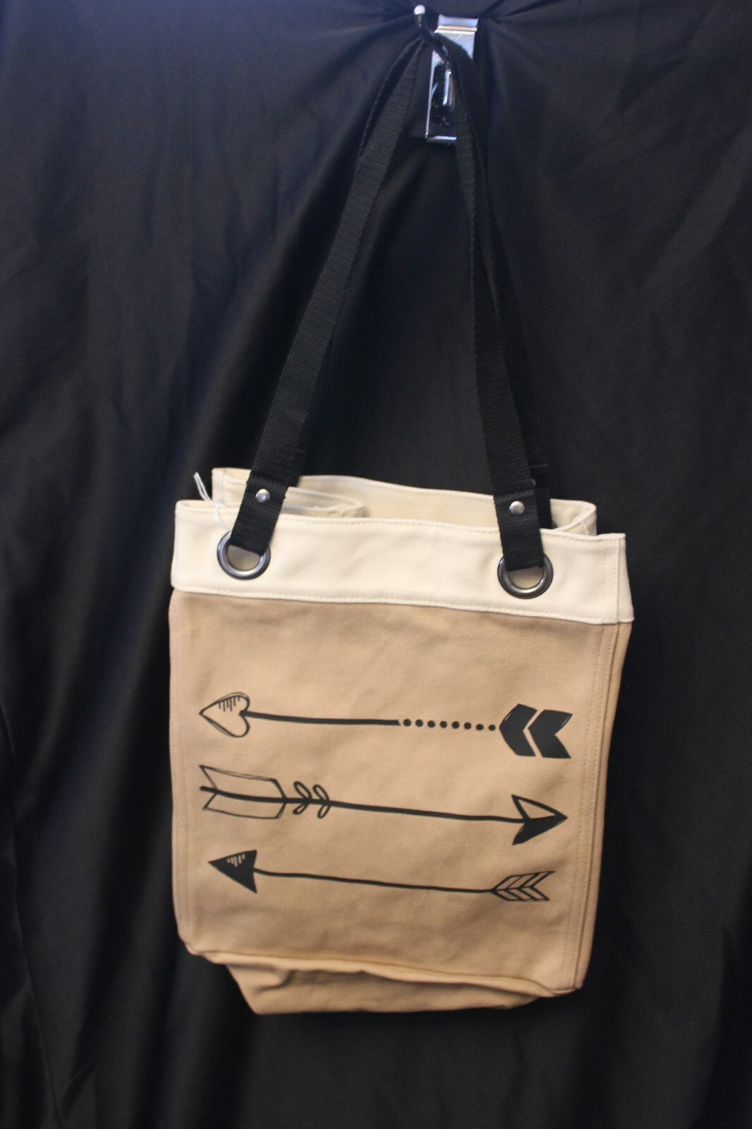 Thirty One *Retired* CANVAS STORAGE TOTE ~ARROWS~ hard to find/rare New!