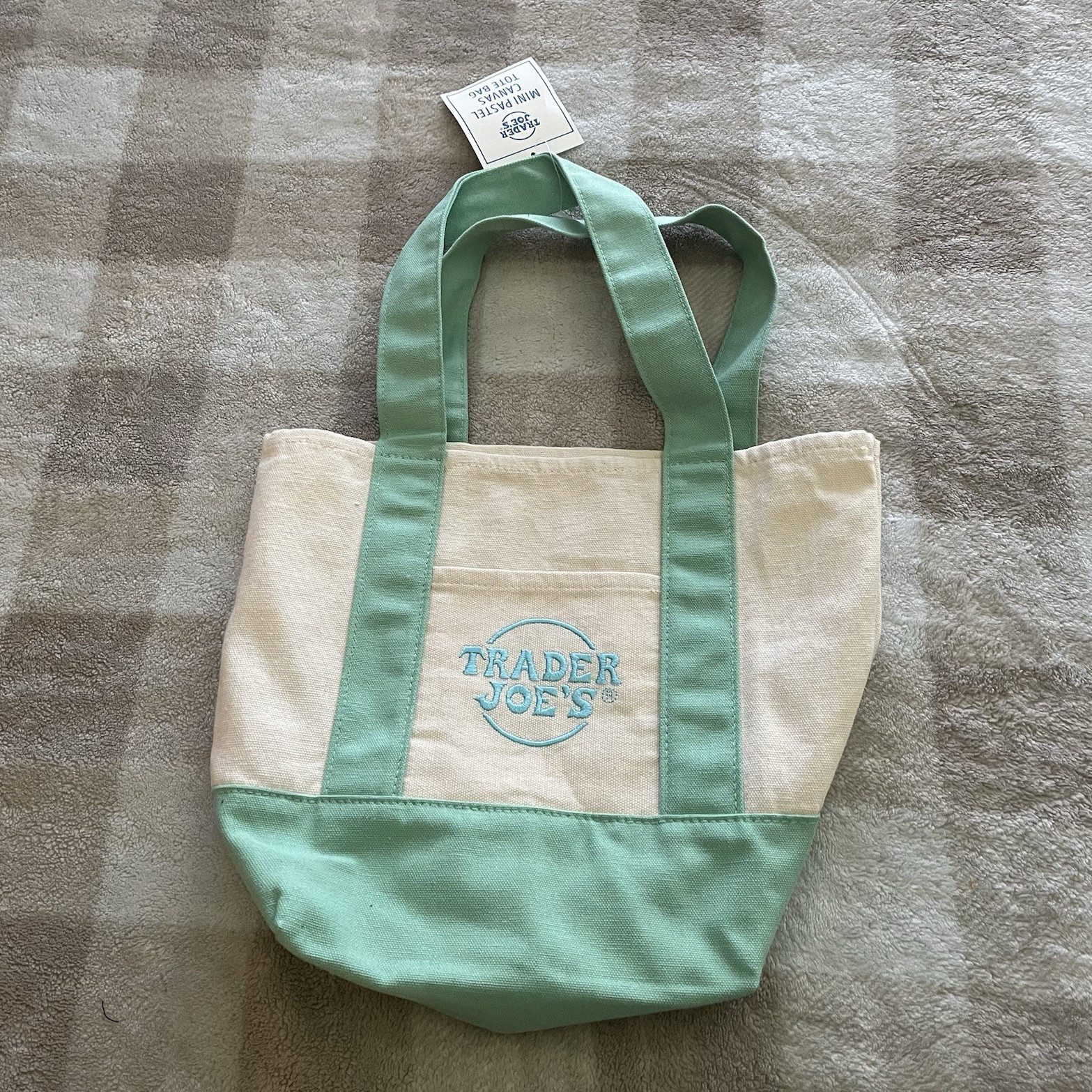 Trader Joe’s Canvas Reusable Tote Bag Green/Beige 13x11x6 in