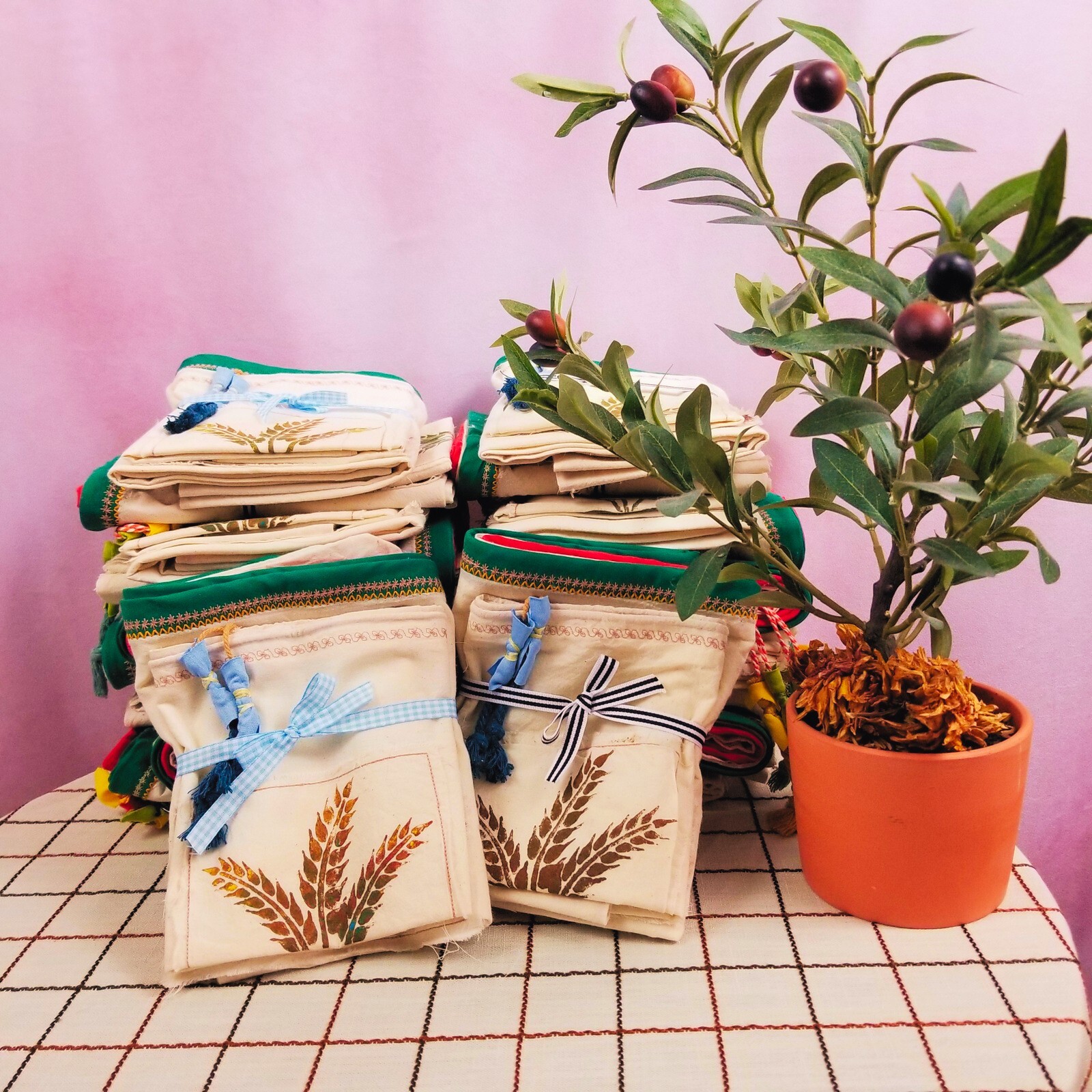 Reusable Vintage designed Rustic Farmhouse Produce/ Bread Bag Bundle 