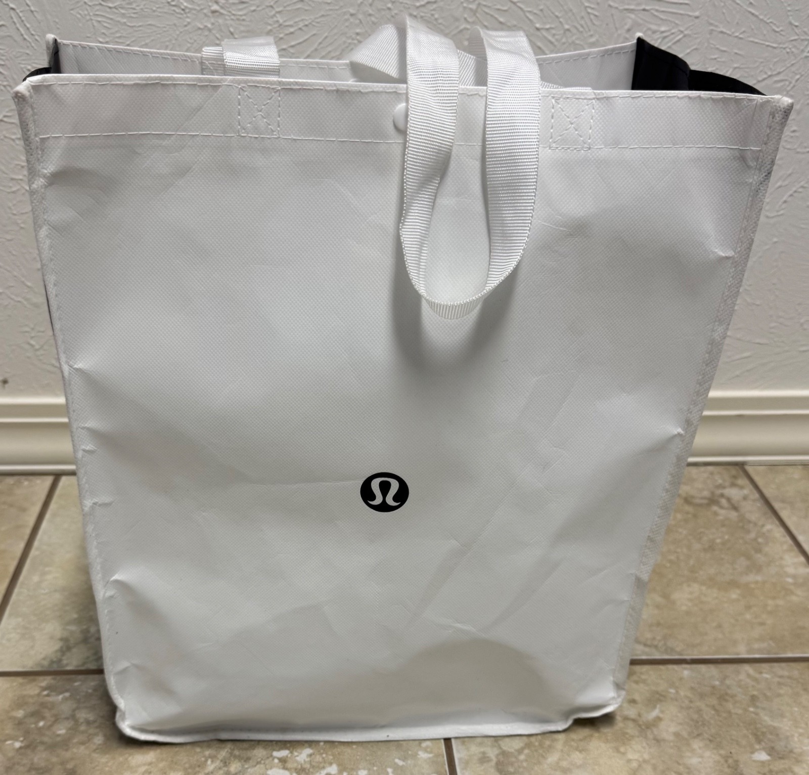 Lululemon Reusable Shopping Button Tote Bag Medium White Black